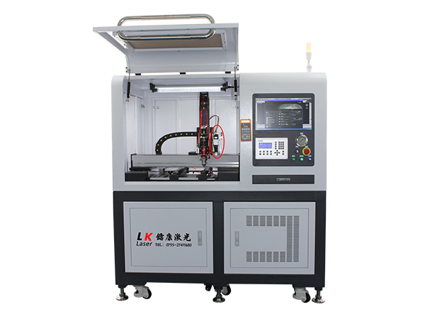 光纖激光切割機(jī)使用時需要注意哪些操作-鐳康激光