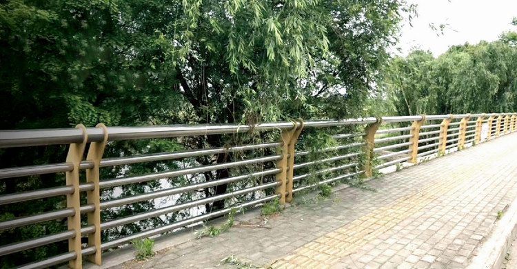 不锈钢碳素复合管桥梁护栏