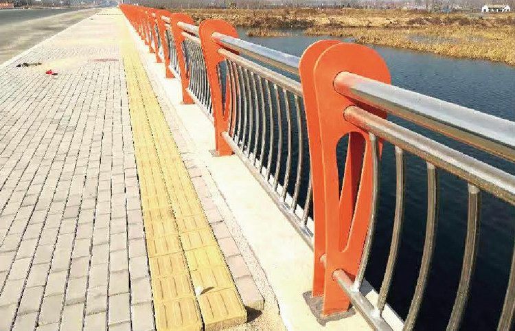 不锈钢碳素复合管桥梁护栏